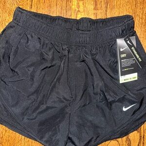 Nike Woman’s Black Athletic Shorts Standard Fit Dri-Fit - New w/Tags Small